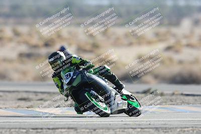 media/Dec-07-2025-CVMA (Sun) [[3e7d2de5dc]]/Race 12- Formula 40 MW and LW/